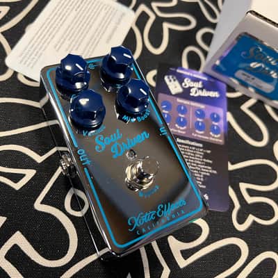 Xotic Soul Driven Overdrive - Chrome image 1