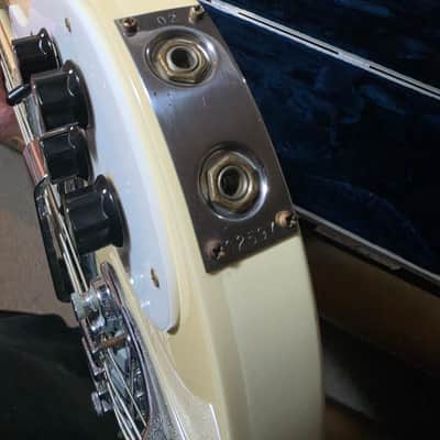 Rickenbacker 4003 - White (aged to cream) image 6