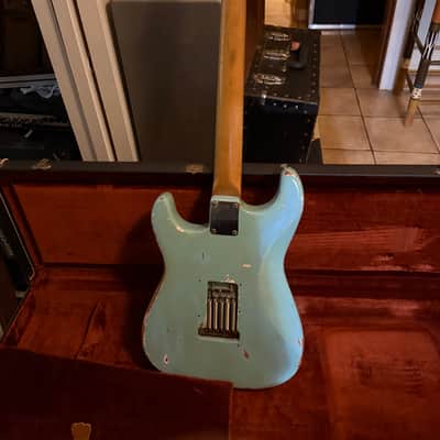 Fender Stratocaster 1964 - Daphne Blue old refin image 3