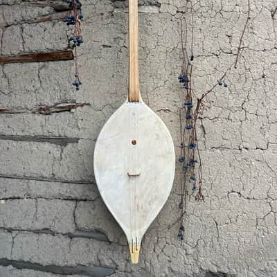 Handcrafted Altai Tovshuur - Traditional Mongolian Musical Instrument 2024 image 7