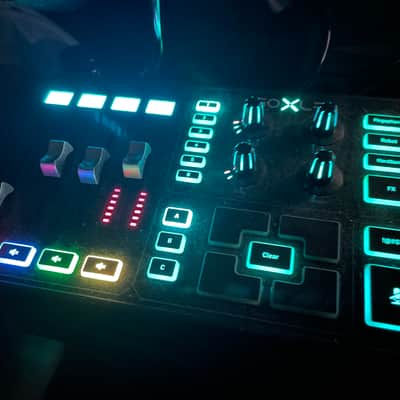 TC Helicon GoXLR USB Streaming Mixer Black image 6