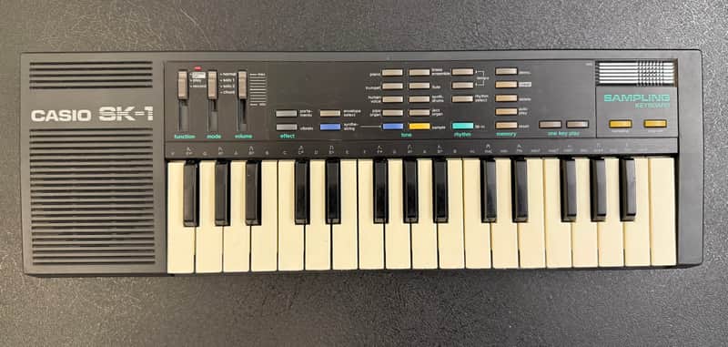 Casio SK-1 32-Key Sampling Keyboard 1986 - Black image 1