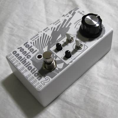 Used Death By Audio Total Sonic Annihilation Feedback Guitar Effects Pedal! image 2