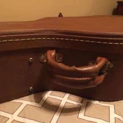 Gibson USA Vintage Hardshell Case Fits  Songwriter, Hummingbird, J45, and J50  Dreadnought models! image 8