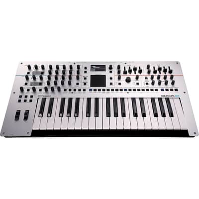 Roland GAIA 2 Synthesizer image 2