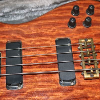 Alembic Epic 4 String Bass image 3