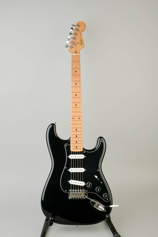 MIJ Fender Stratocaster H Series 88-89 - Black image 1