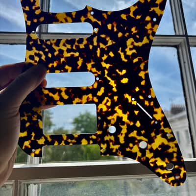 SevenEight Workshop HSS Strat black and amber pickguard 2023 - Black and Amber image 2
