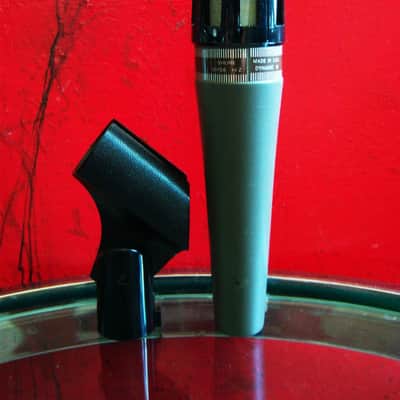 Vintage RARE 1980's Shure 517SA / 515SA dynamic cardioid microphone w accessories Hi Z PE54 PE54D image 11