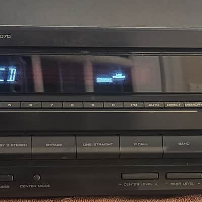 Kenwood Kenwood KR-V6070 Audio Video Receiver (1995) 1995 - Black image 1
