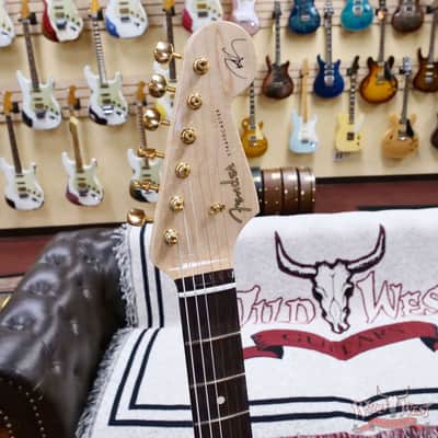 Fender Custom Shop Robert Cray Signature Stratocaster Hardtail  AA Birdseye Maple Neck NOS Inca Silver 7.50 LBS image 7