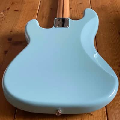 Fender Japan Exclusive Limited Edition 2023 FSR Daphne Blue Precision Bass Alder with Matching Headstock image 9