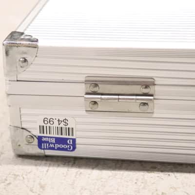 Unbranded 25 Tone Mountable Chimes with Case image 11