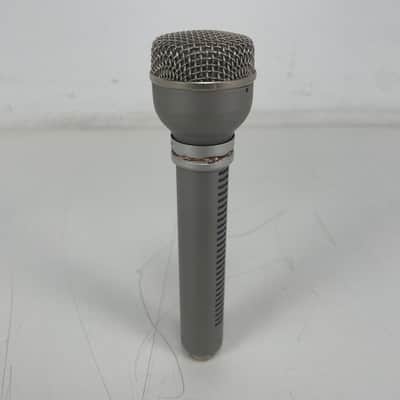 AKG - D19C - Cardioid Dynamic Microphone - 30 to 16,000 Hz - 200 Ohms - Inc. Mount/Cable image 5