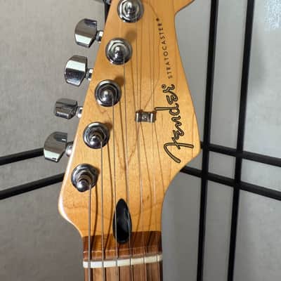 Fender Player Stratocaster HSH with Pau Ferro Fretboard 2019 - Present - Silver **WITH CASE** image 5