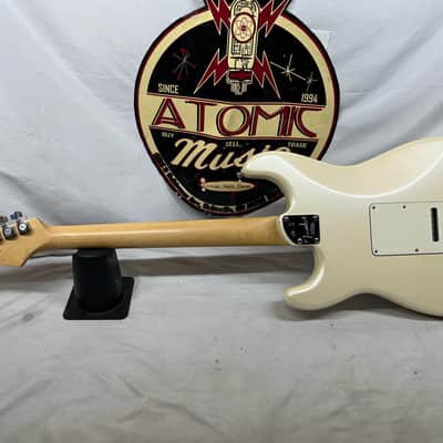 Fender American Elite Stratocaster Strat Electric Guitar - Olympic Pearl image 8