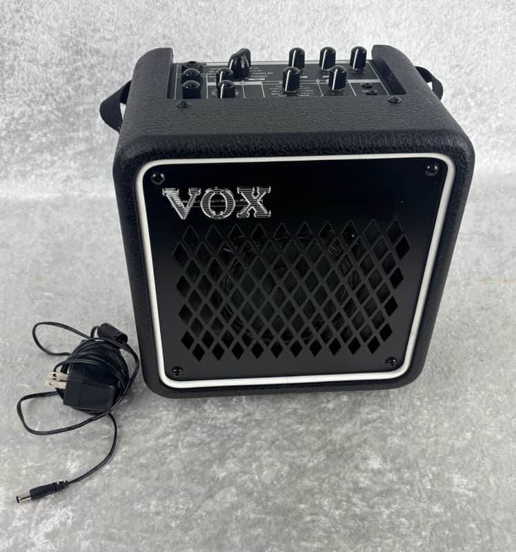 Vox Mini Go 3 portable modeling combo amp with power image 1