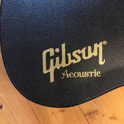 Gibson  J-45 Case image 2