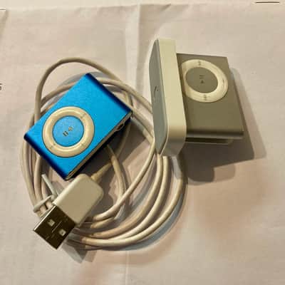 Apple iPod Shuffle 1 Silver Tested Working 1 blue pwr but NOT working & DOCK as is image 2