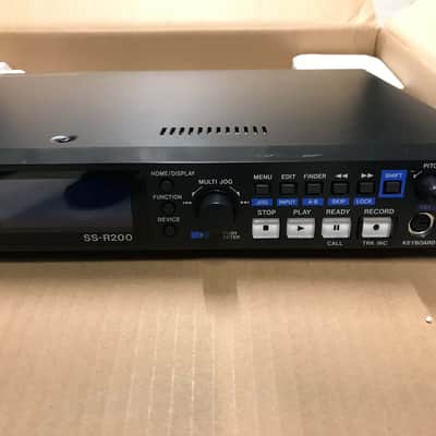 Tascam SS-R200 Professional Solid State Recorder image 2