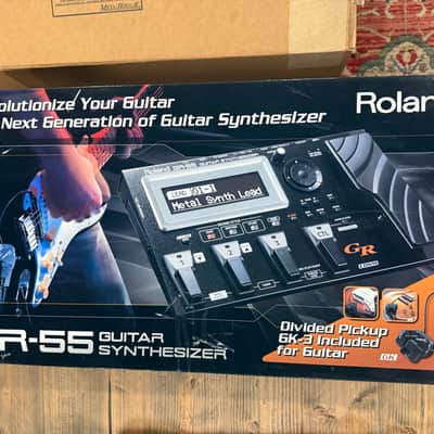 Roland GR-55GK Guitar Synth with GK-3 Pickup