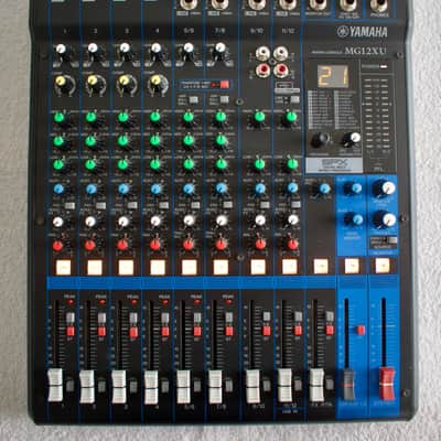 Yamaha MG12XU 12-Channel Analog Mixer 2016 - Present - Black image 1