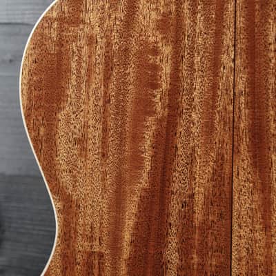 Martin Custom Shop 00-18 Style Premium Mahogany / Bearclaw Engelman image 11