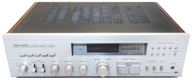 Vintage Realistic STA-2250 Stereo Receiver Amplifier - Serviced image 1