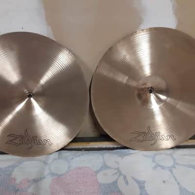 A. Zildjian 14" Canadian Hollow Logo New Beat Hi-Hat Cymbals (Pair) 1970s image 10