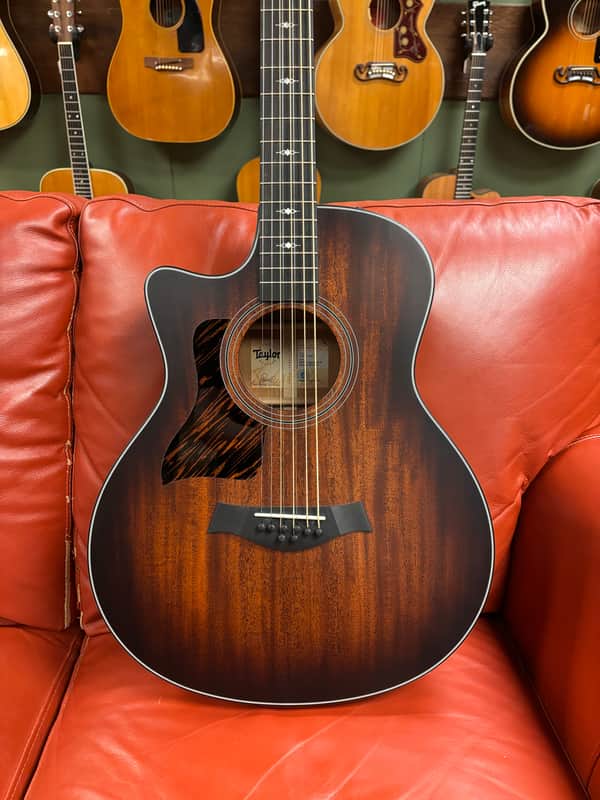 Taylor 326ce Baritone-8 Special Edition