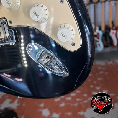Fender   American Stratocaster Black 2004 image 5