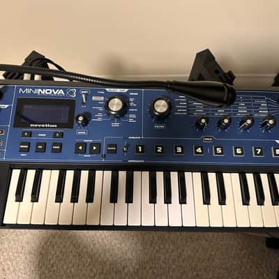 Novation MiniNova 37-Key 18-Voice Synthesizer 2012 - Present - Blue image 3