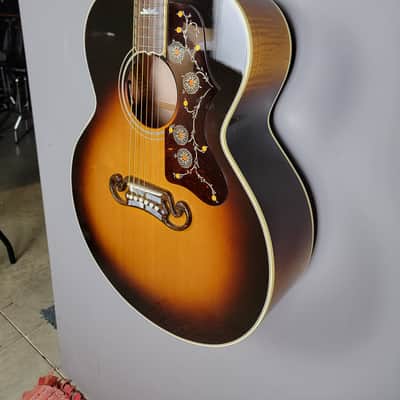 Gibson SJ-200 2024 - Vintage Sunburst image 2