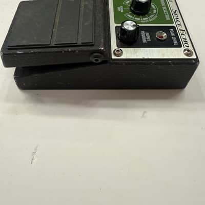 Boss RE-20 Roland RE-201 Space Echo Stereo Tape Delay Twin Guitar Effect Pedal image 5