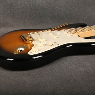 Fender American Deluxe 50th Anniversary Stratocaster - Sunburst - 2nd Hand image 16