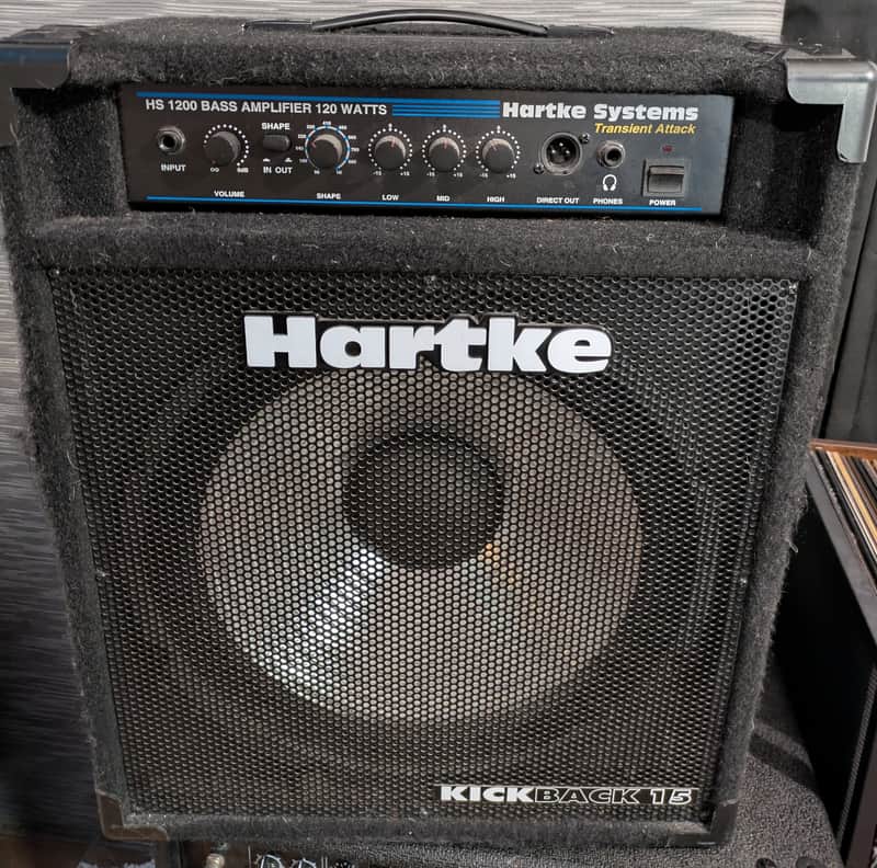 Hartke Kickback 15 HS1200 Bass Combo (15" 120W) image 1
