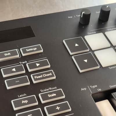 Novation Launchkey 49 MKIII MIDI Keyboard Controller 2020 - Present - Black image 3