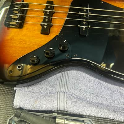 Squier Custom Jazz Bass Upgraded- 3 tone sunburst image 10