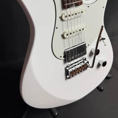 Yamaha PACS+12 Pacifica Standard Plus Electric Guitar Shell White Finish w/ Gig Bag (014) image 5