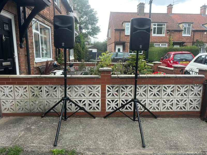 Yamaha StagePas 600i Portable PA System + Full Accessory Bundle image 1