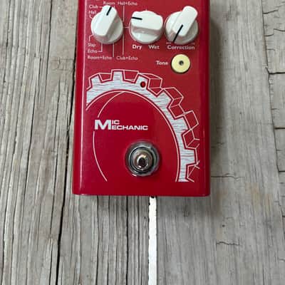 TC Helicon Mic Mechanic 2012 - 2016 - Red pro audio live vocals pedal image 3
