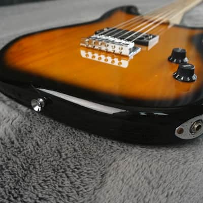 Davison - Tobacco Burst image 5