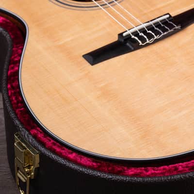 Taylor 314ce-N Nylon-String Acoustic Electric Grand Auditorium Guitar, Sitka Spruce Top, Sapele Back & Sides w/ Case image 5
