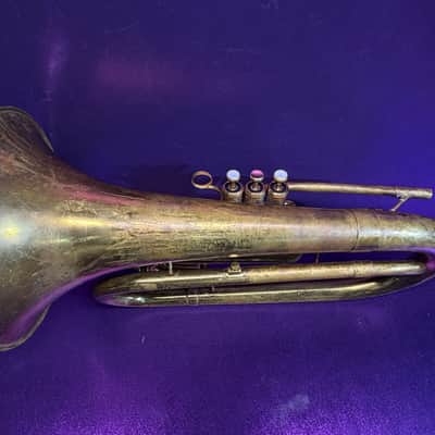King 1124 Bb Marching Baritone - Lacquer image 11