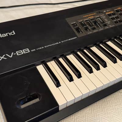 Roland XV88 Synth 88 weighted keys image 3