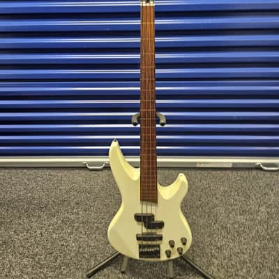 Yamaha RBX 550 bass guitars for sale in USA | guitar-list