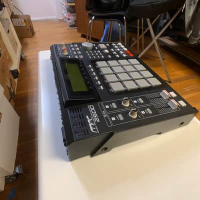 Akai MPC2500 Music Production Center image 3