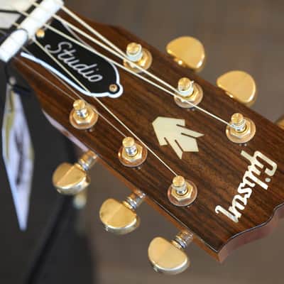Unplayed! 2010 Gibson Songwriter Deluxe Studio Signed by Rascall Flatts Acoustic Guitar Antique Natural + OHSC image 12
