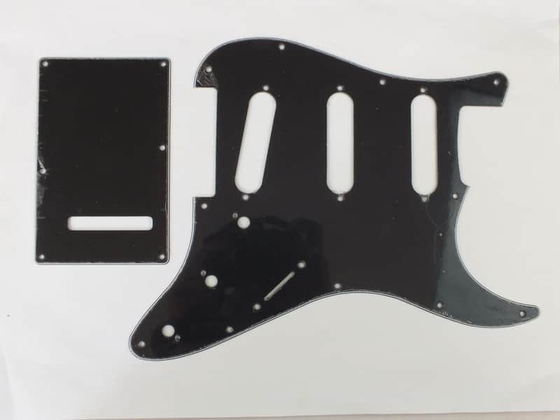 2022 Guitars Electric Ltd Squier Stratocaster Black BWB