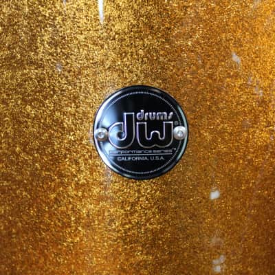 DW Performance Series in Gold Sparkle 14x24 9x13 16x16 image 3